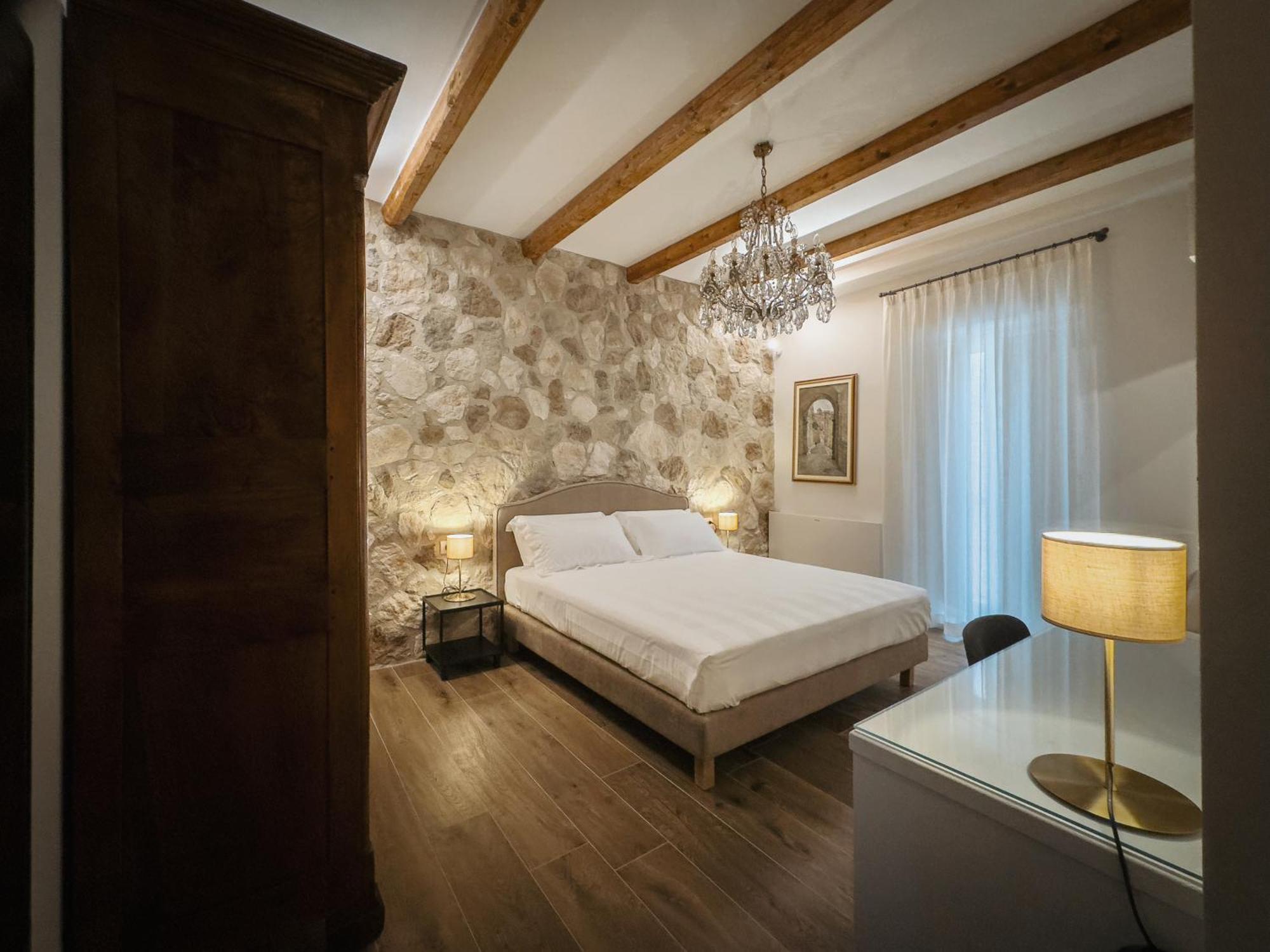 Dimora Lombardi Hotel มาเตรา ภายนอก รูปภาพ